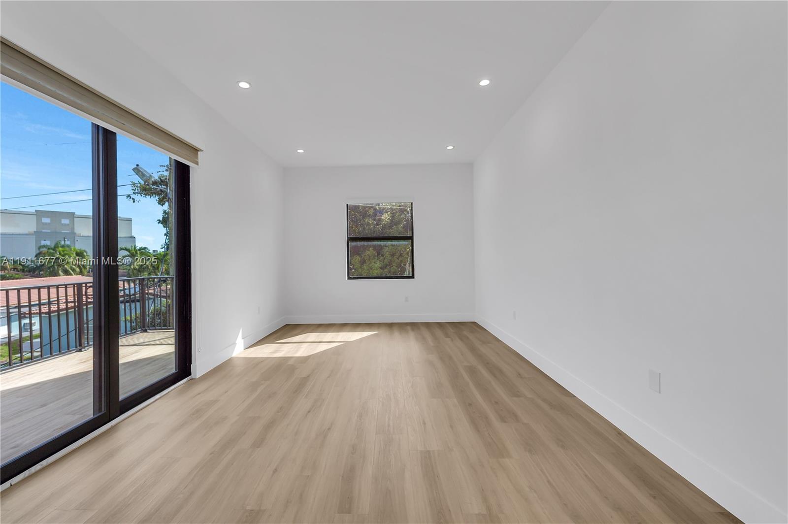 DIXIE PARK - Residential Income