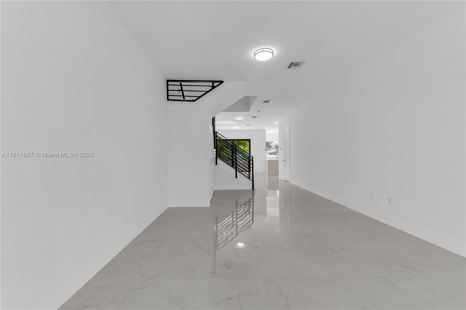 DIXIE PARK - Residential Income