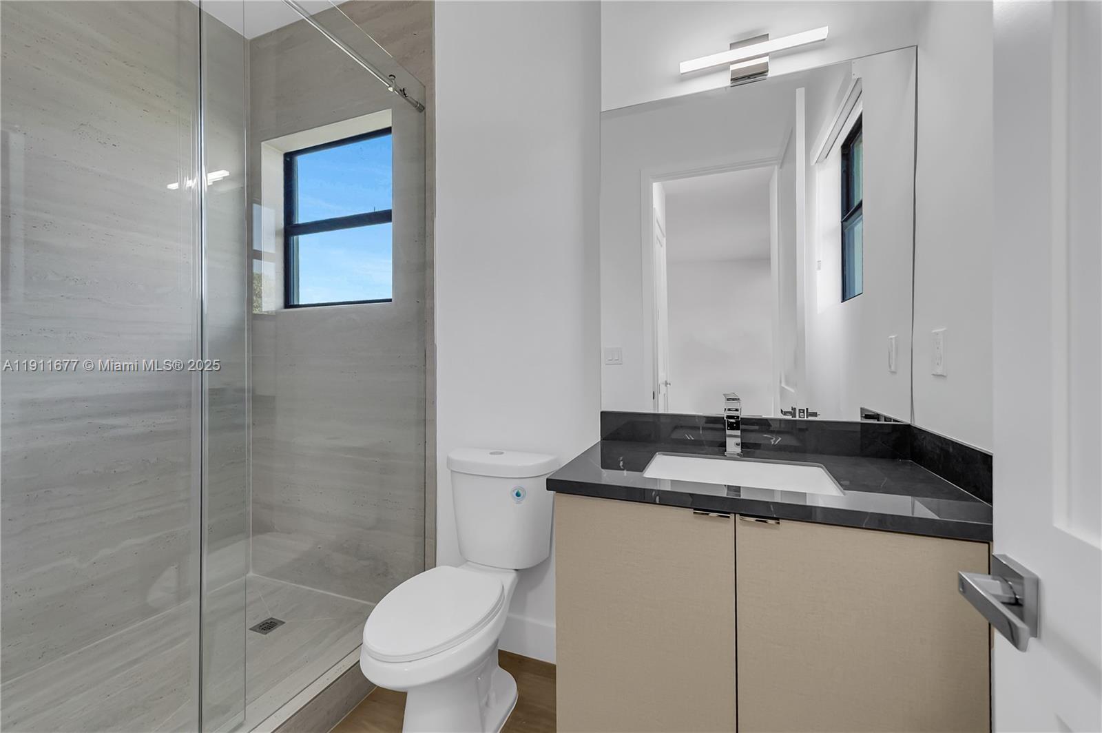 DIXIE PARK - Residential Income