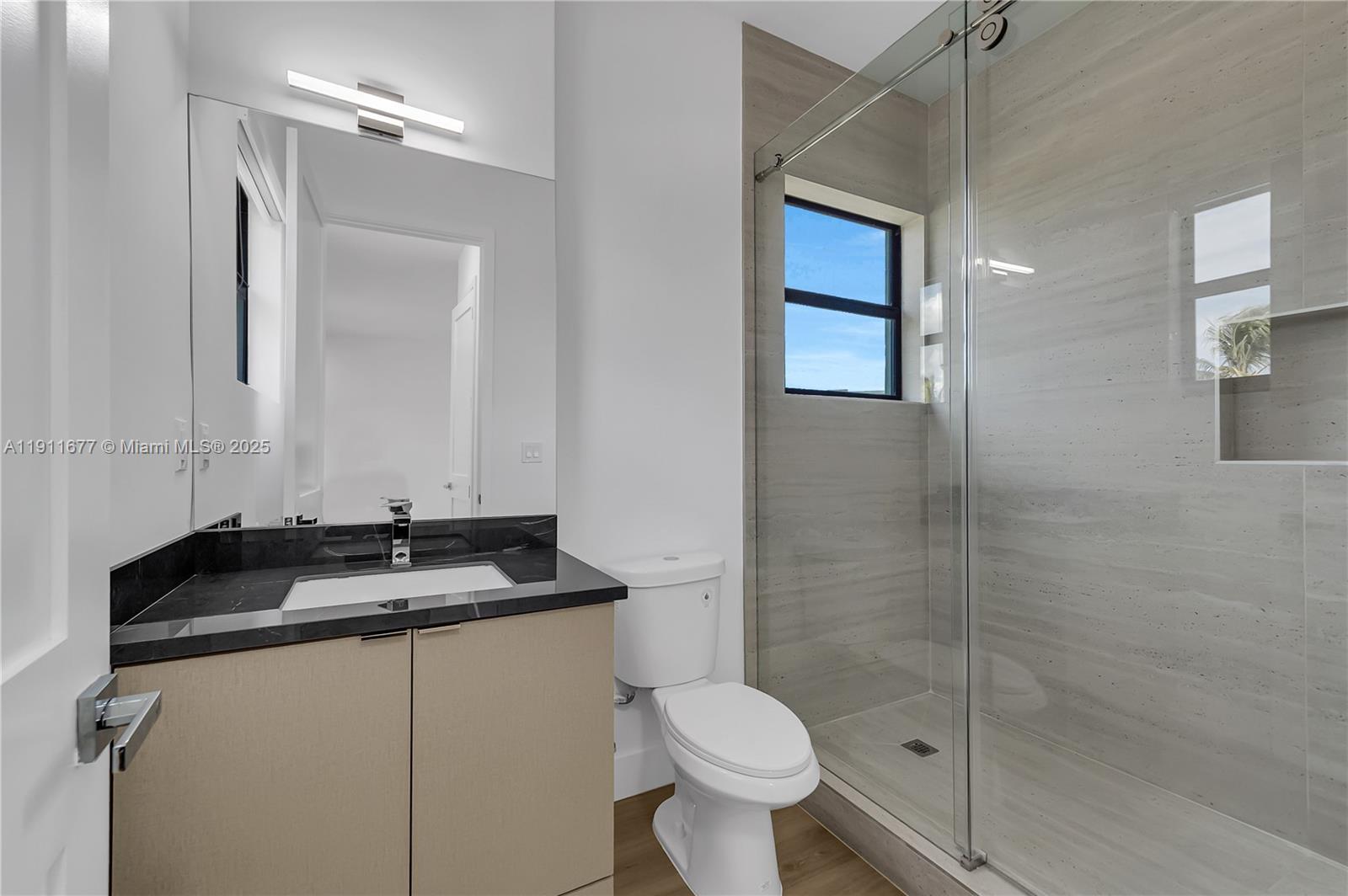 DIXIE PARK - Residential Income