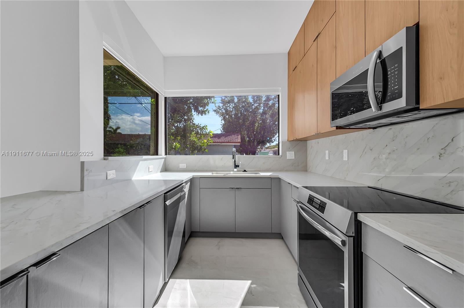 DIXIE PARK - Residential Income