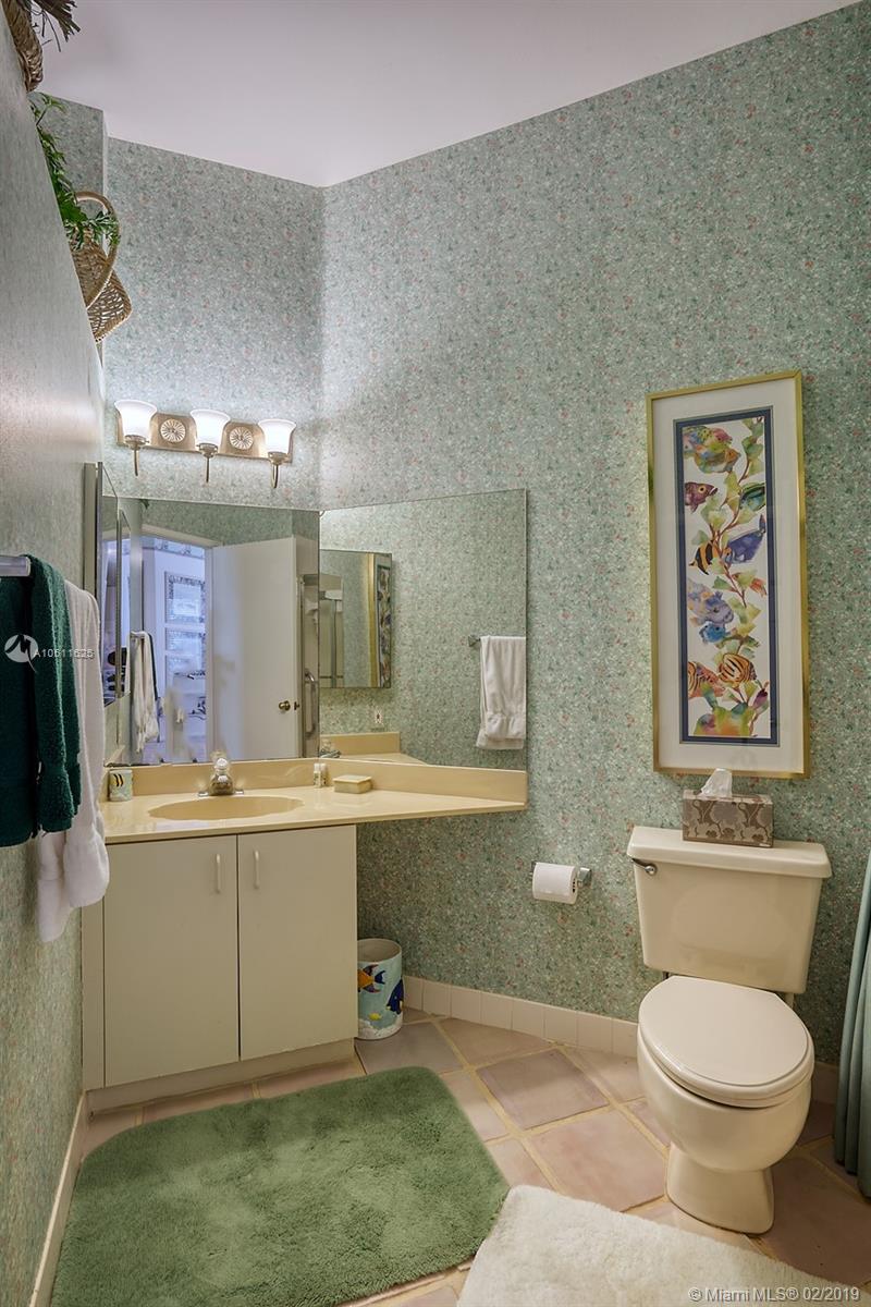 ENCINO AT GRAND PALMS CON - Residential