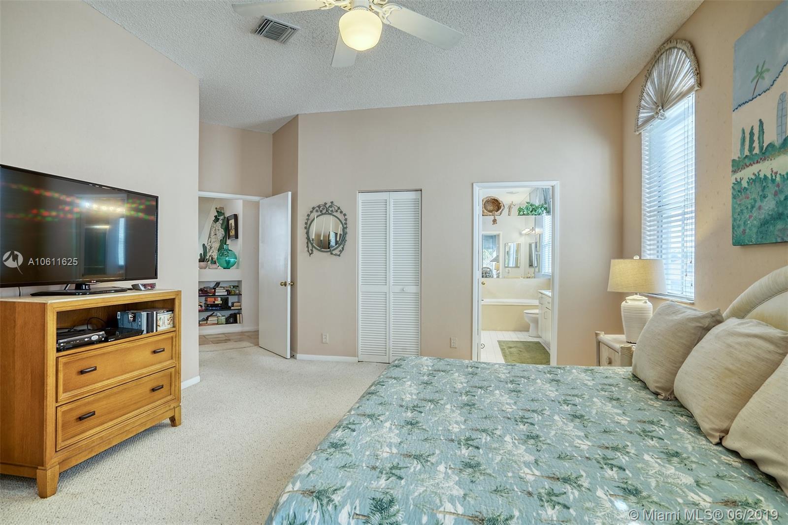 ENCINO AT GRAND PALMS CON - Residential