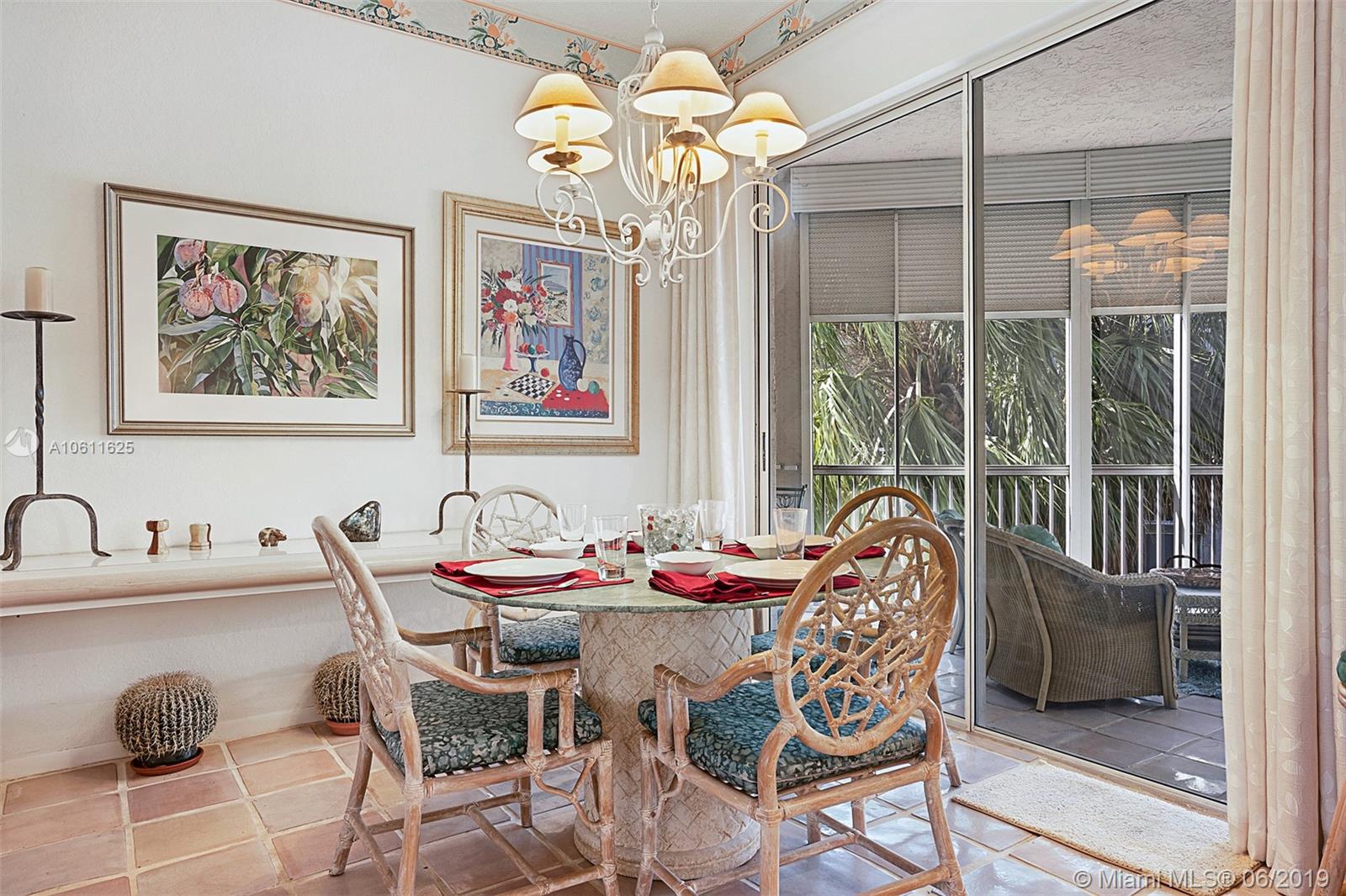 ENCINO AT GRAND PALMS CON - Residential