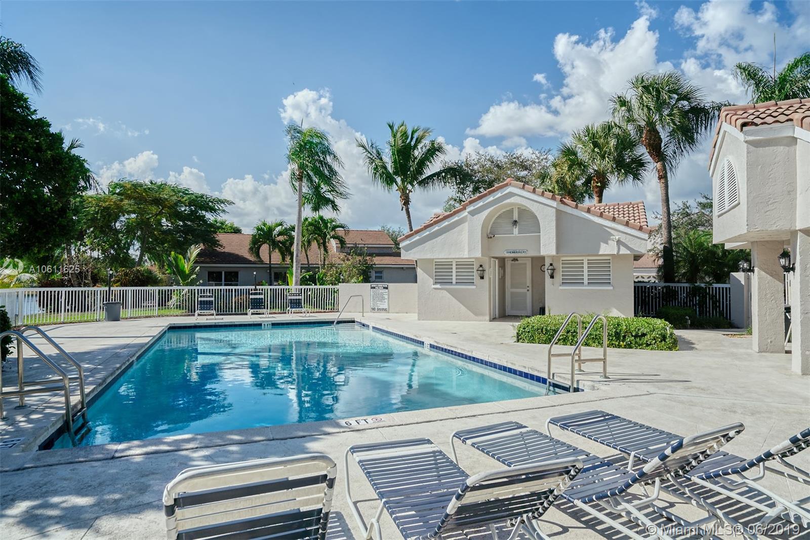 ENCINO AT GRAND PALMS CON - Residential