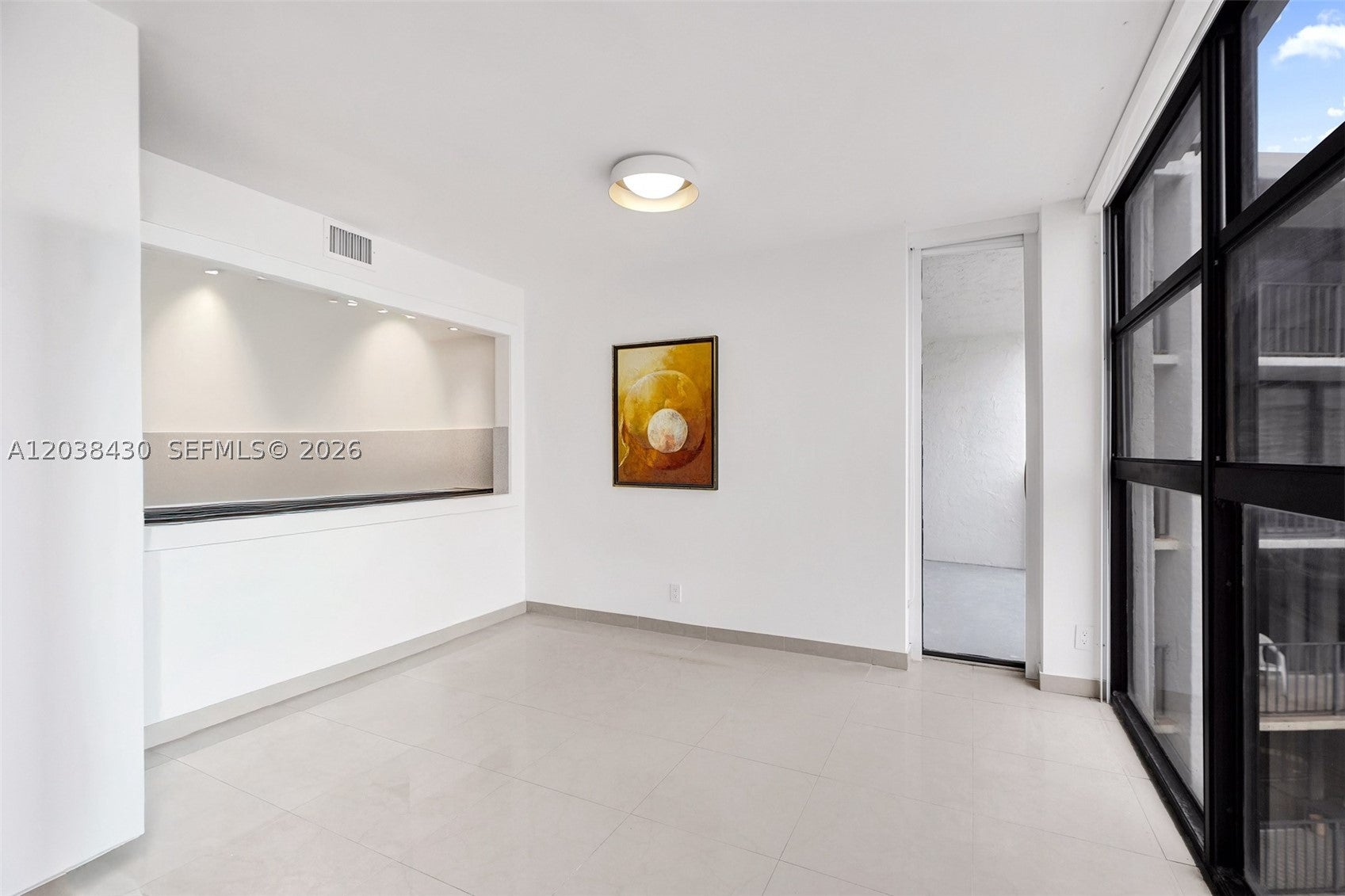 400 Leslie Dr 1022