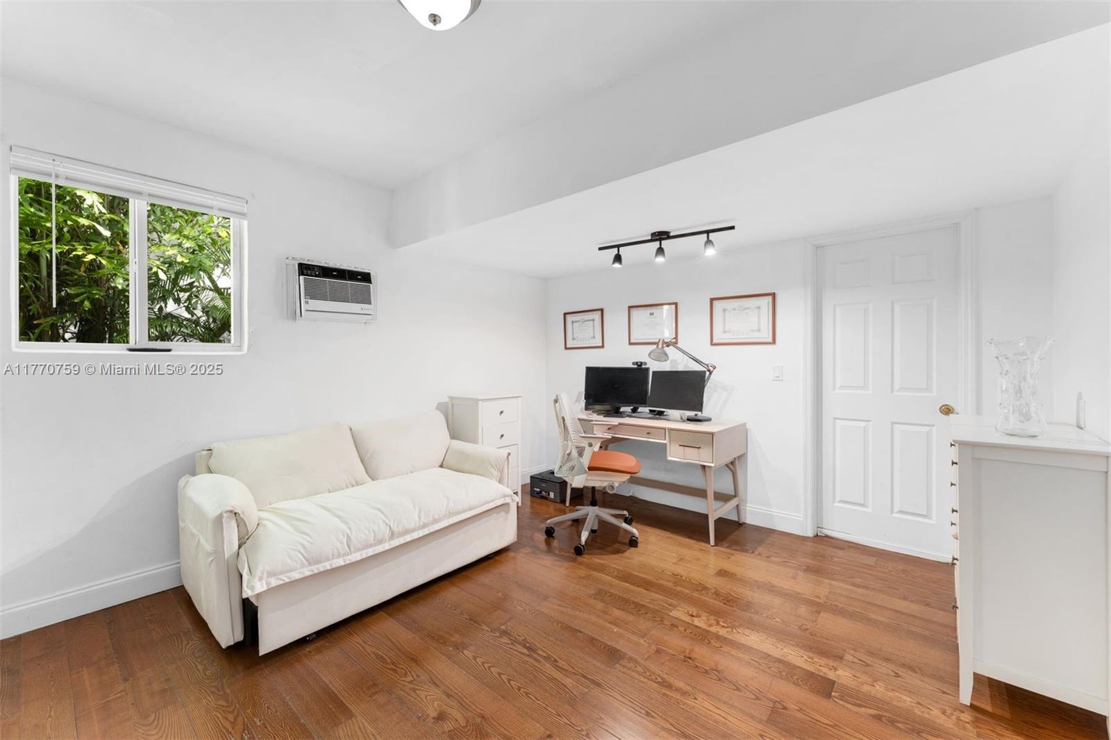 HIGH PINES REV PLAT OF 2N - Residential