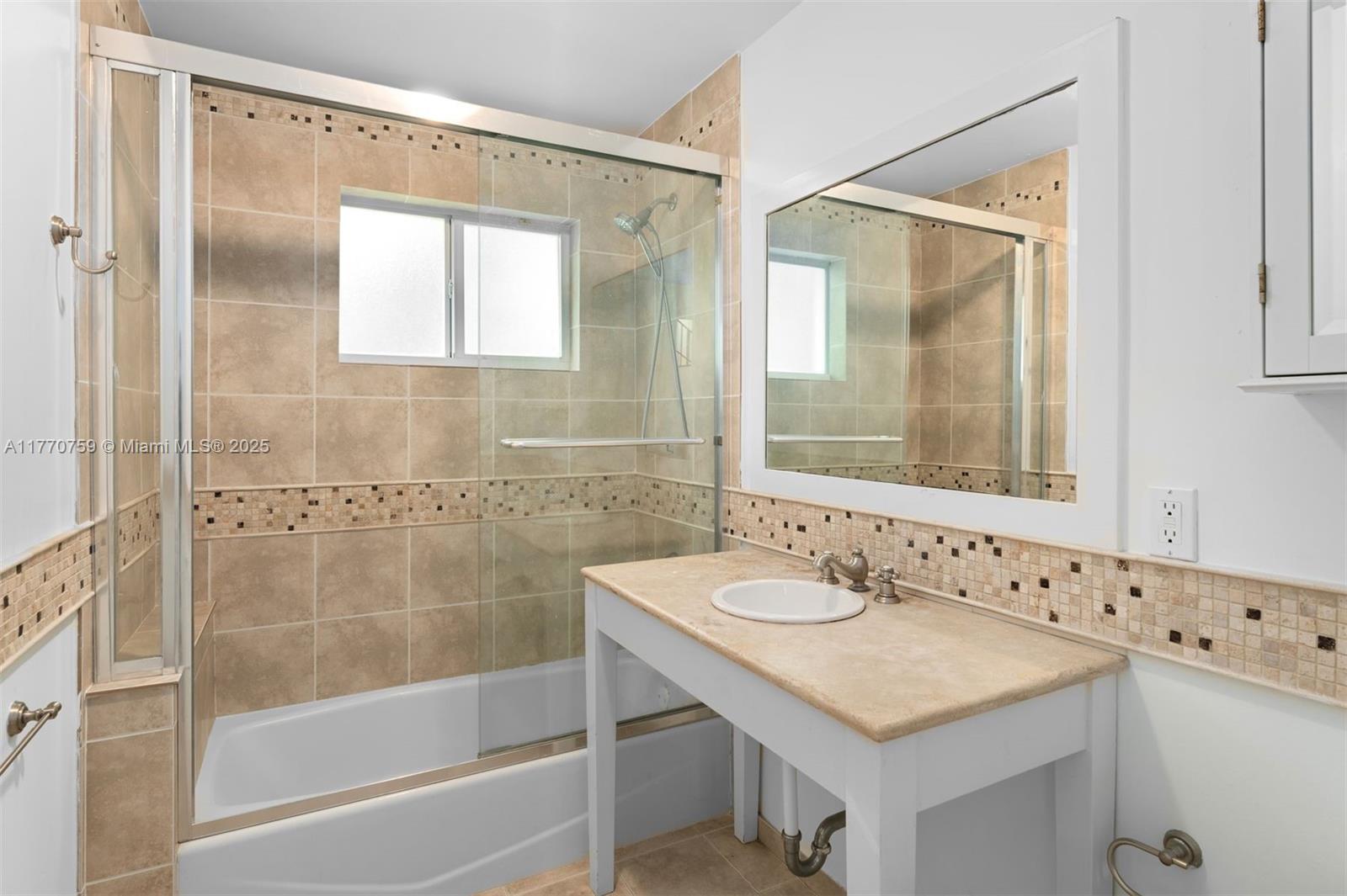 HIGH PINES REV PLAT OF 2N - Residential