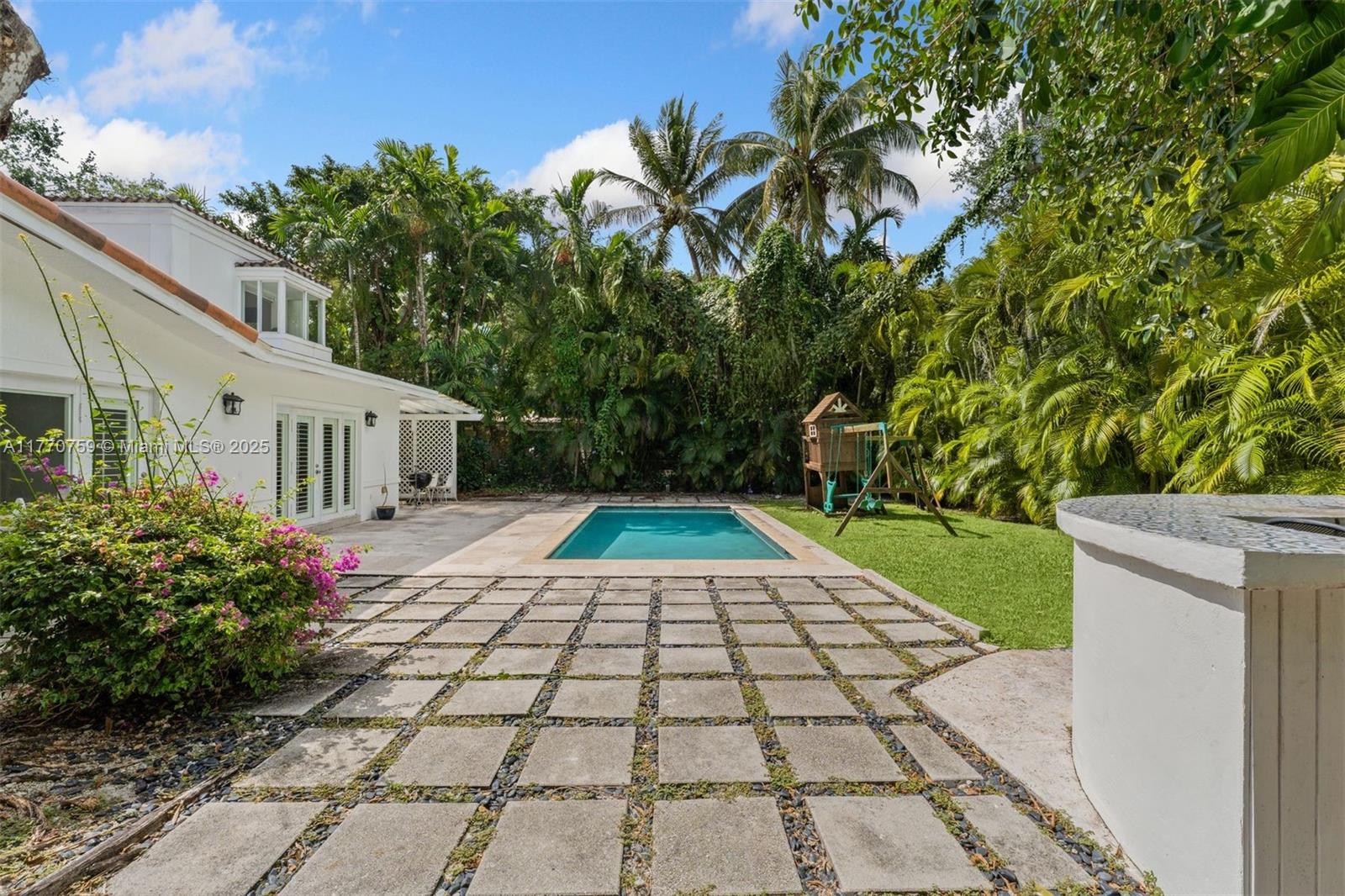 HIGH PINES REV PLAT OF 2N - Residential