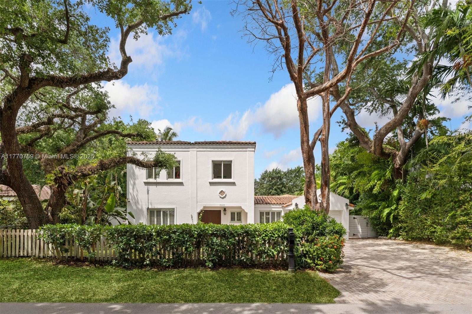 HIGH PINES REV PLAT OF 2N - Residential