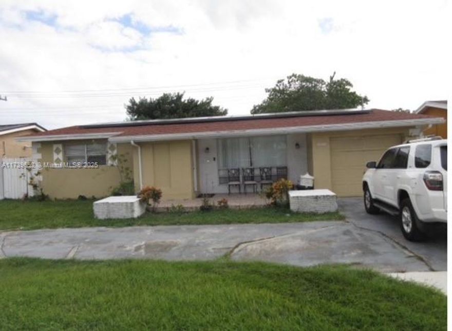 Welcome to this charming single-family home in the peaceful Miramar neighborhood. This property offers 3 bedrooms and 2 bathrooms with one extra room, providing ample space for a family or guests. The home is in its original condition, offering a blank canvas for you to update and make it your own. The roof was replaced just four years ago, offering peace of mind for the home's structure. Inside, you'll find tile flooring throughout, and the layout provides a seamless flow between the living areas and bedrooms. The kitchen and bathrooms are functional but could be updated to reflect modern tastes. This property is an excellent opportunity for those looking to invest and customize a home in a desired neighborhood. Make this house your own!