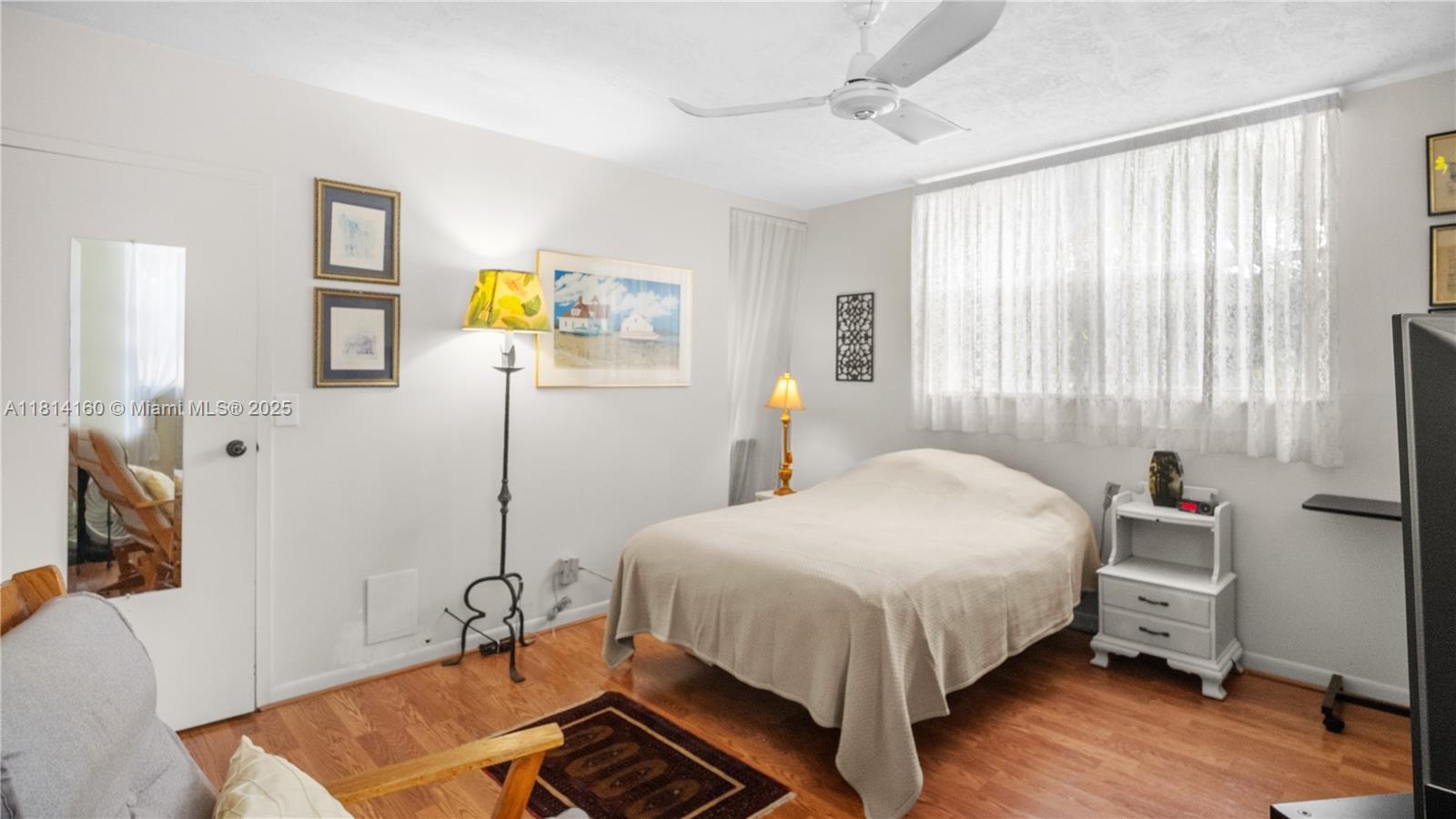 SOMERSET SEVEN CONDO - Residential