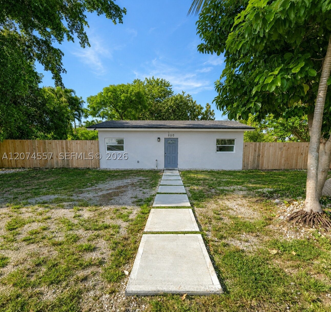 980 NW 13th St