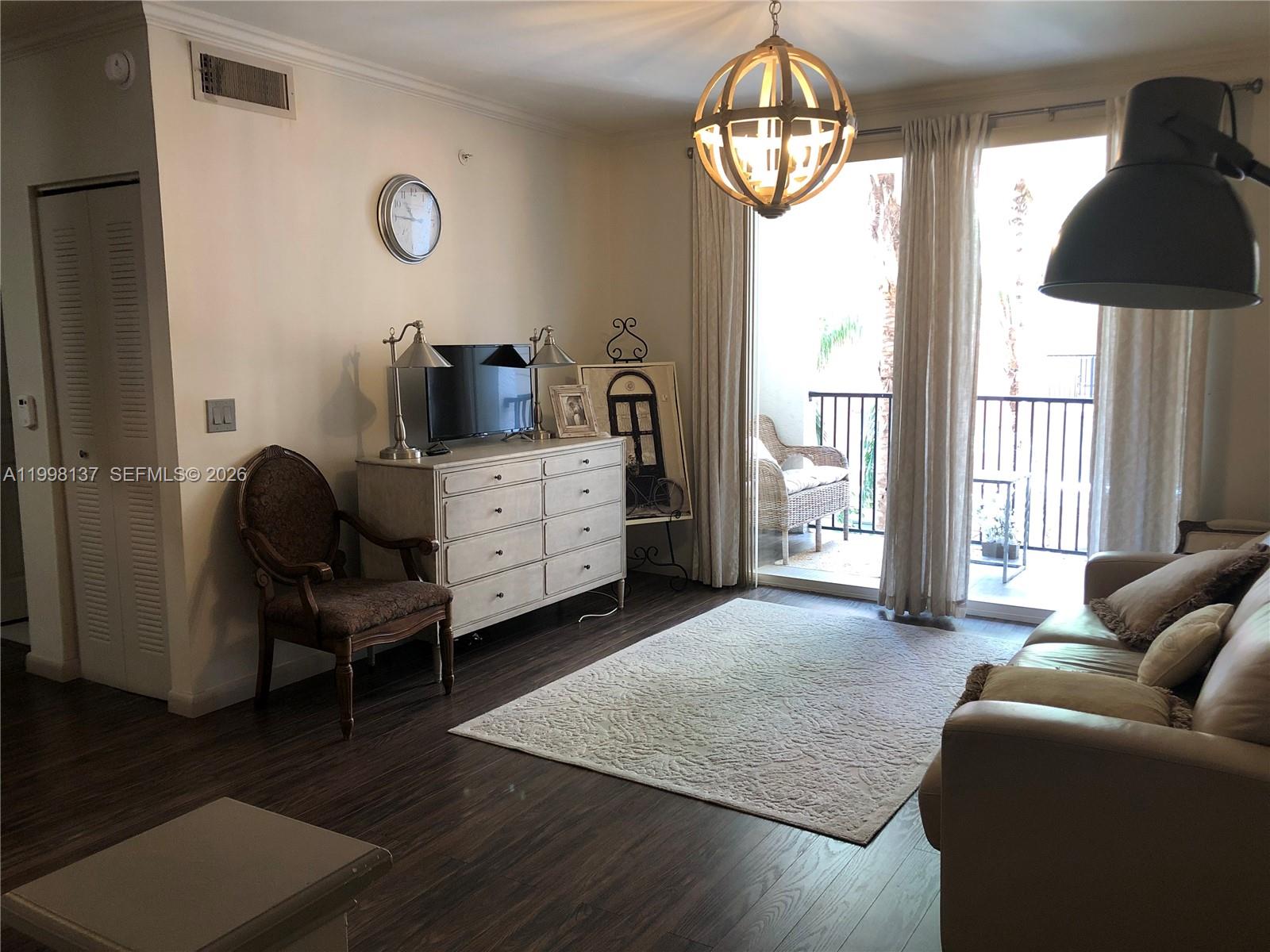 PORTO BELLAGIO CONDO - Residential Lease