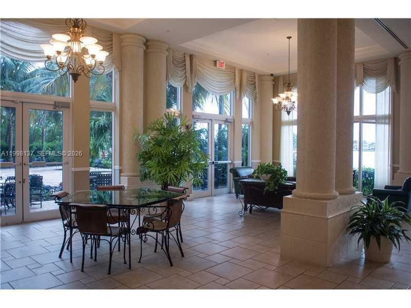 PORTO BELLAGIO CONDO - Residential Lease