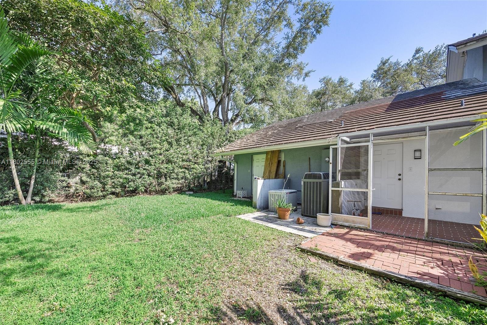 CORAL GABLES BISC BAY SEC - Residential