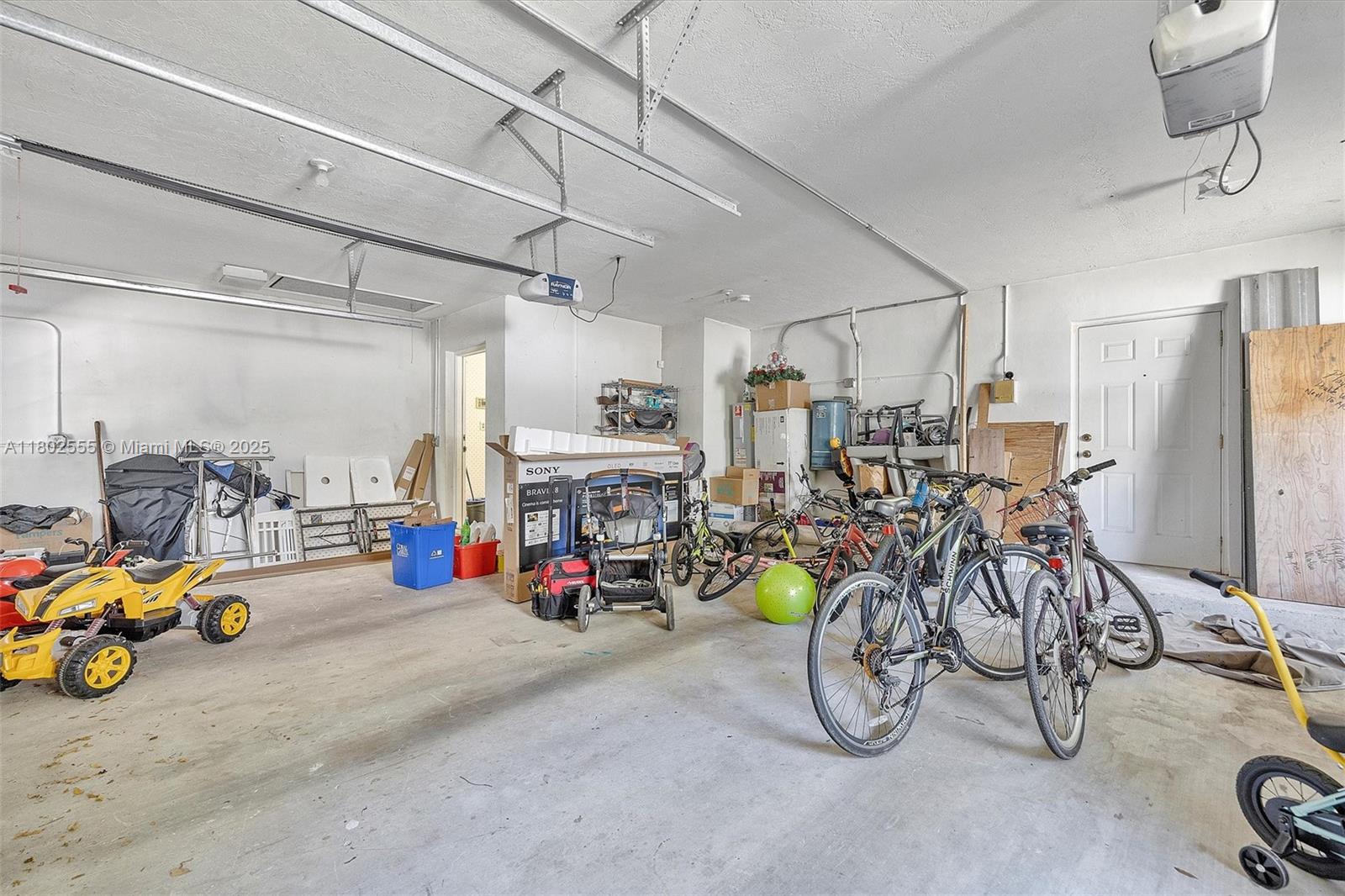 CORAL GABLES BISC BAY SEC - Residential