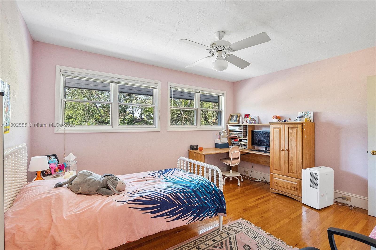 CORAL GABLES BISC BAY SEC - Residential