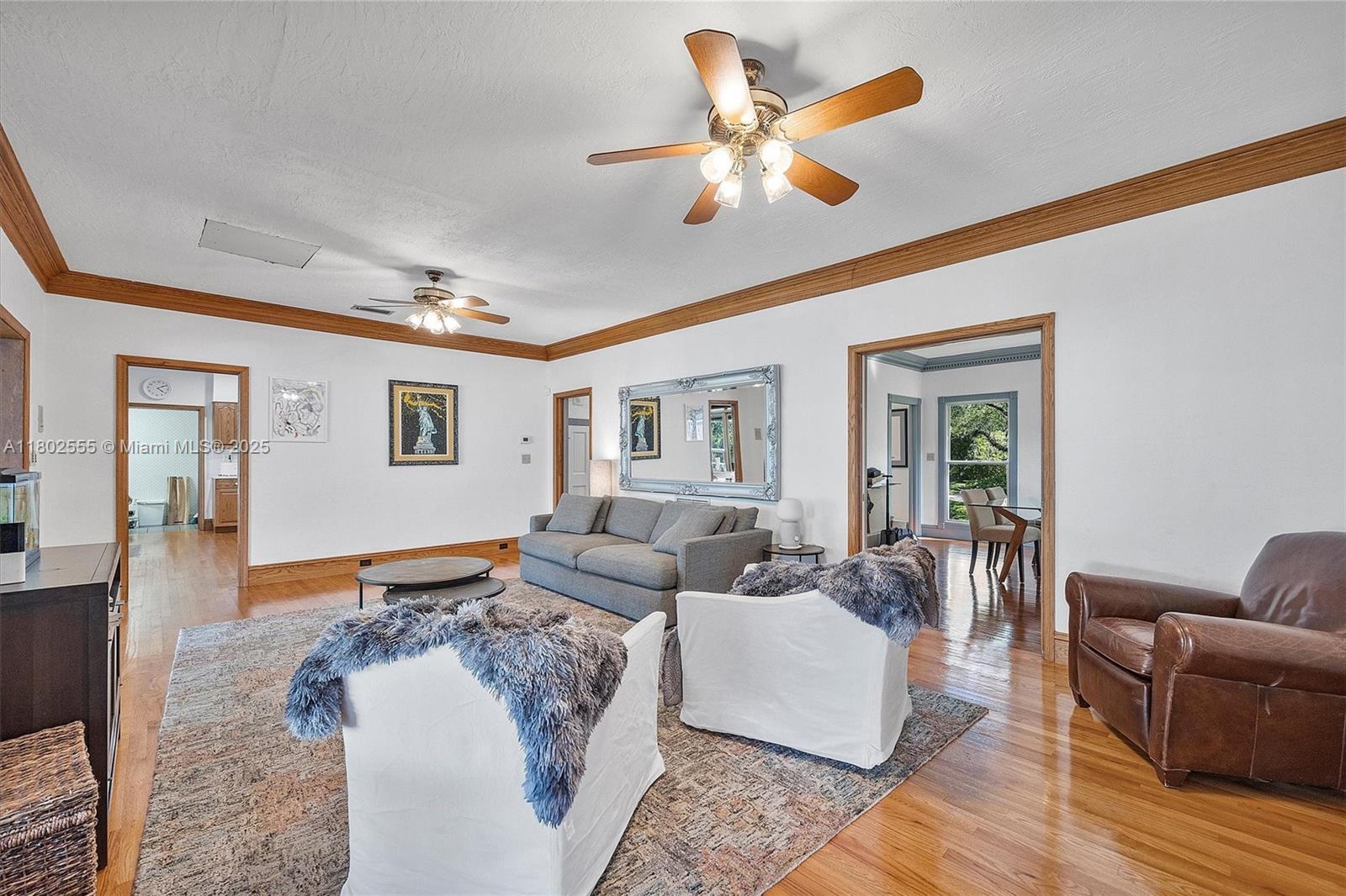 CORAL GABLES BISC BAY SEC - Residential