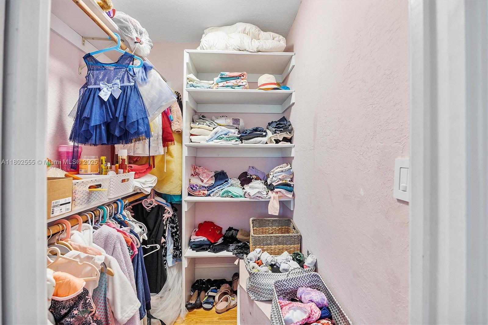 CORAL GABLES BISC BAY SEC - Residential