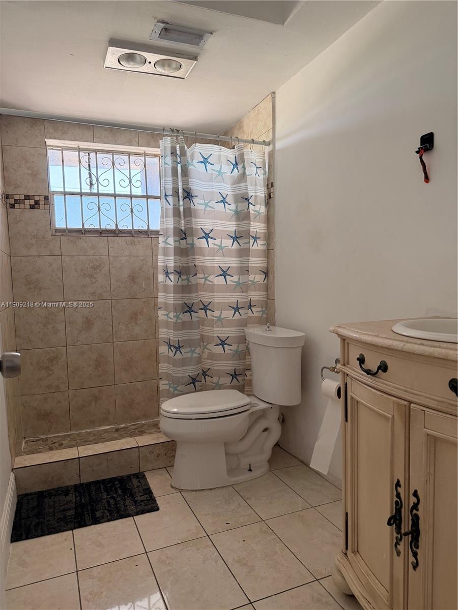 GOLF RIDGE VILLAS UNIT A - Residential Lease