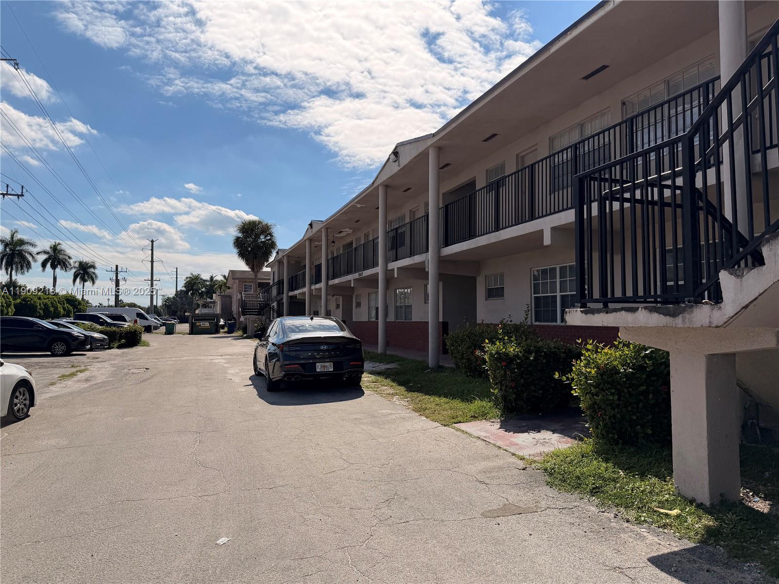 GOLF RIDGE VILLAS UNIT A - Residential Lease