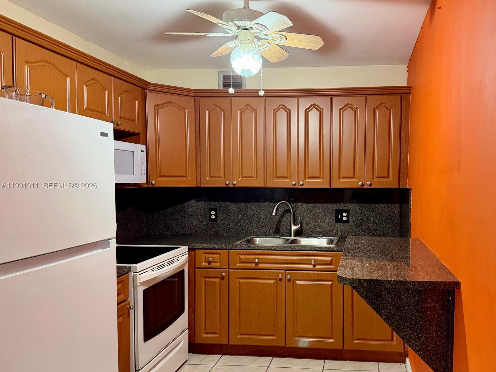 KINGSLEY AT CENTURY VILLA - Residential