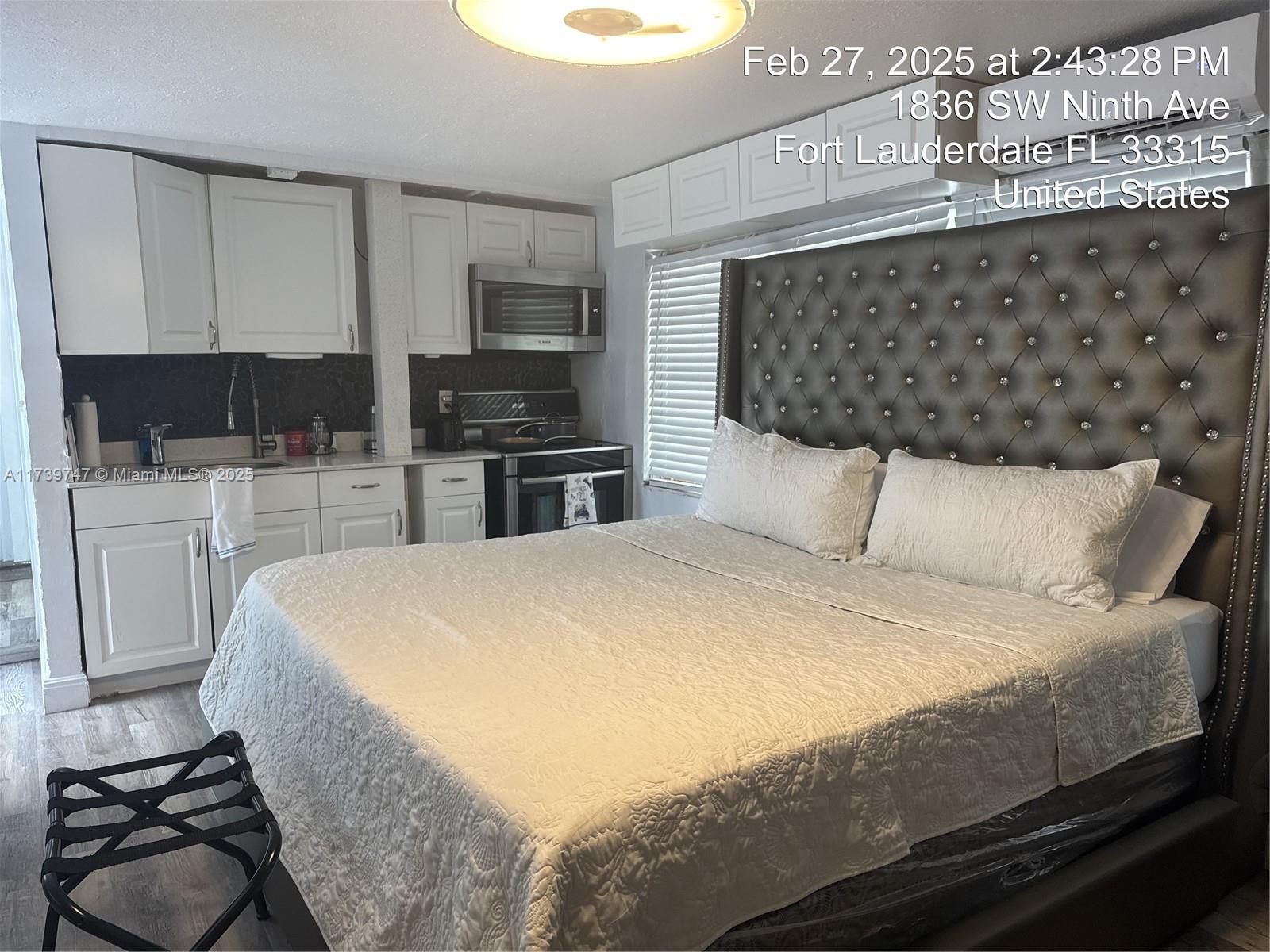 Rental Property at 1836 Sw 9th Ave, Fort Lauderdale, Broward County, Florida - Bedrooms: 1 
Bathrooms: 1  - $1,800 MO.