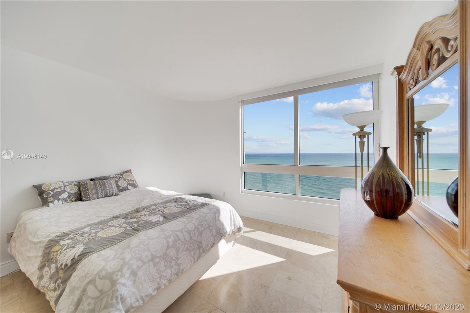 AKOYA CONDO - Residential
