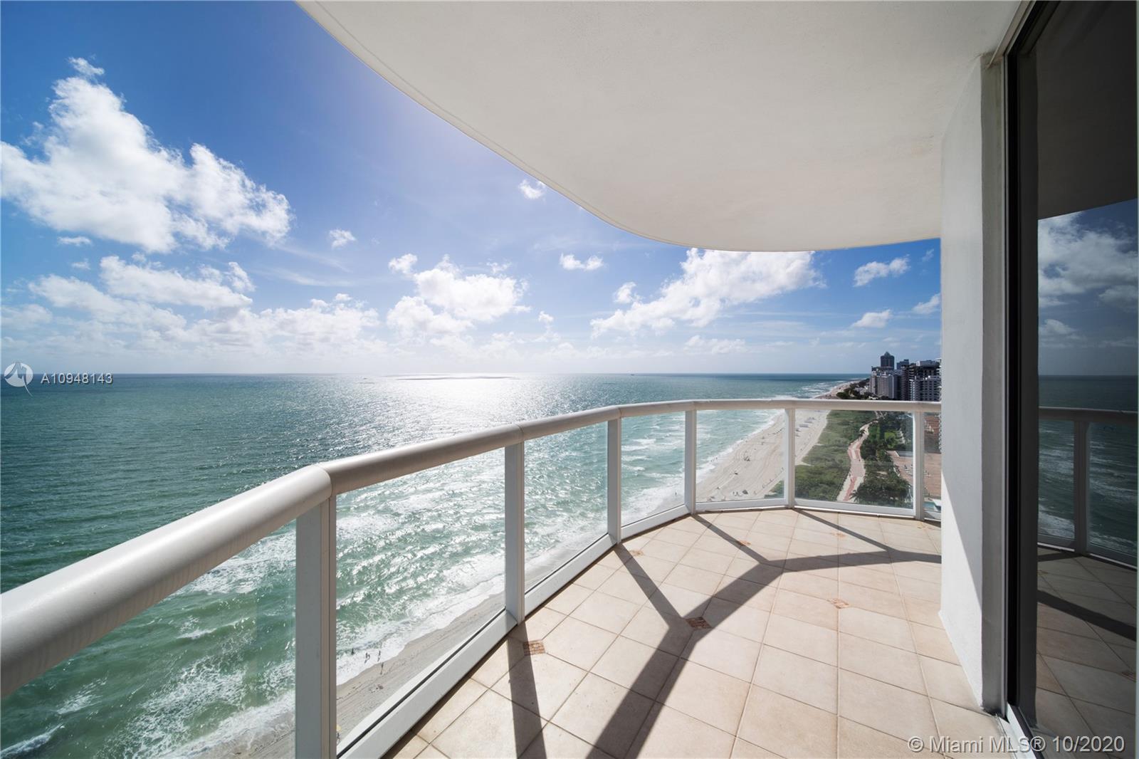 AKOYA CONDO - Residential