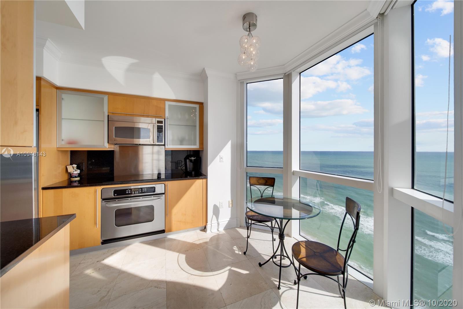 AKOYA CONDO - Residential