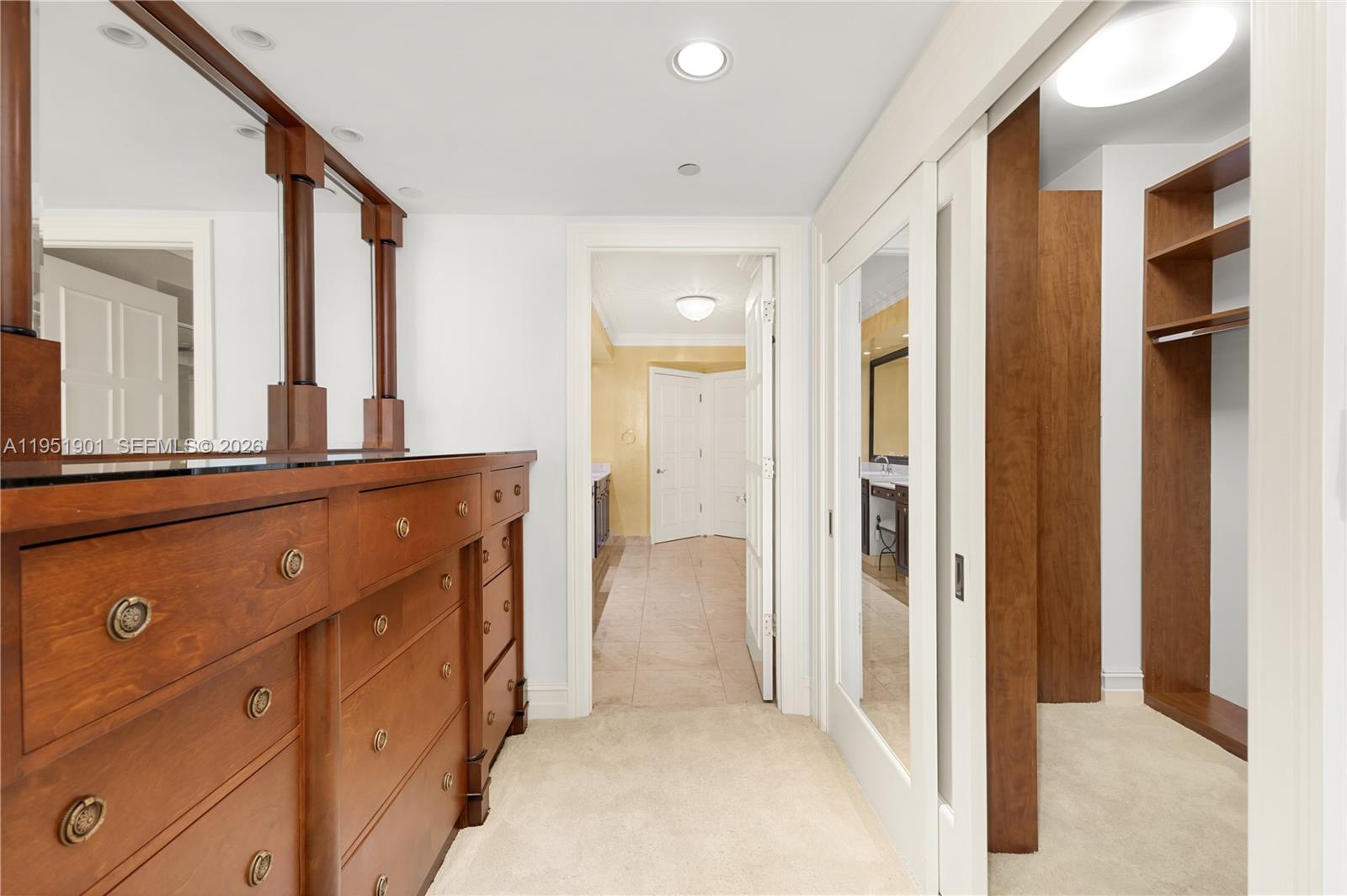 HAMPTONS SOUTH CONDO - Residential