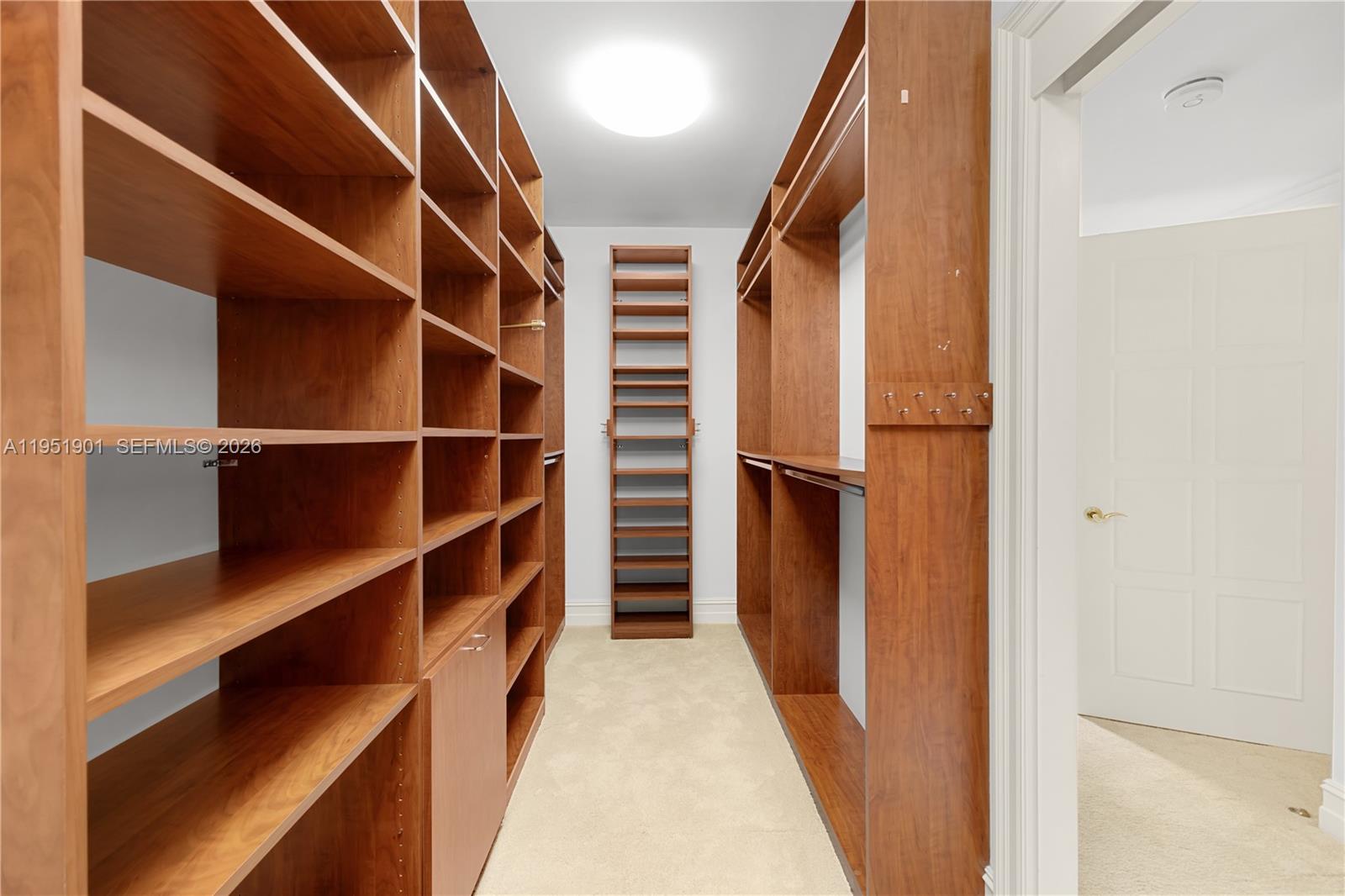 HAMPTONS SOUTH CONDO - Residential