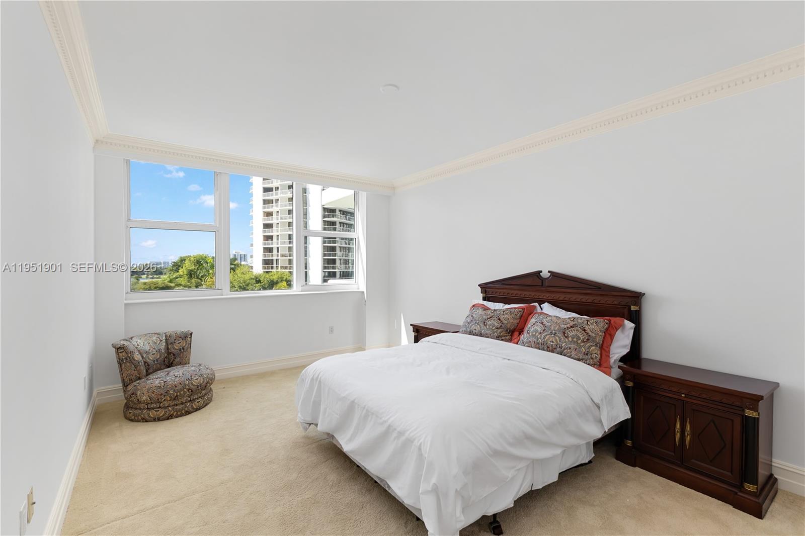 HAMPTONS SOUTH CONDO - Residential