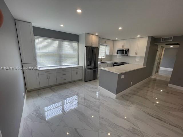 Property for Sale at 212 N Oakridge  N 212, Deerfield Beach, Broward County, Florida - Bedrooms: 2 
Bathrooms: 2  - $250,000