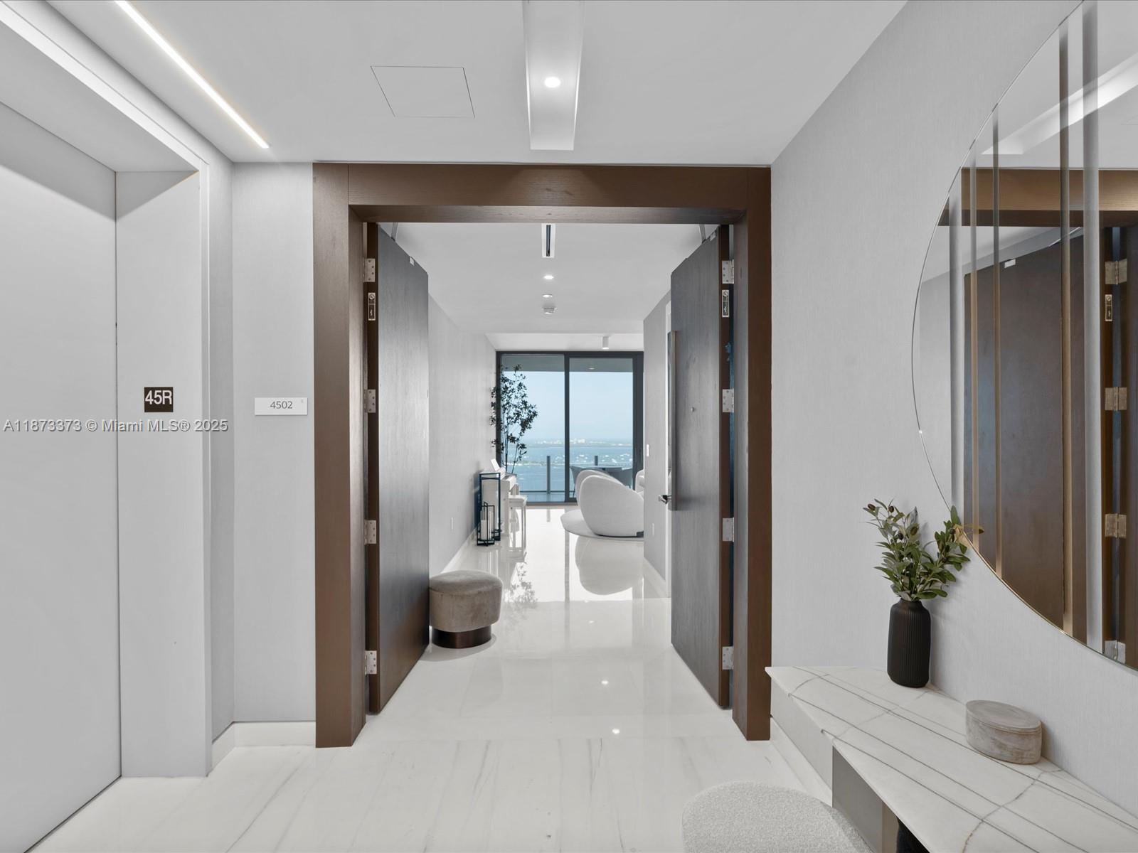 300 Biscayne Boulevard Way 4502E