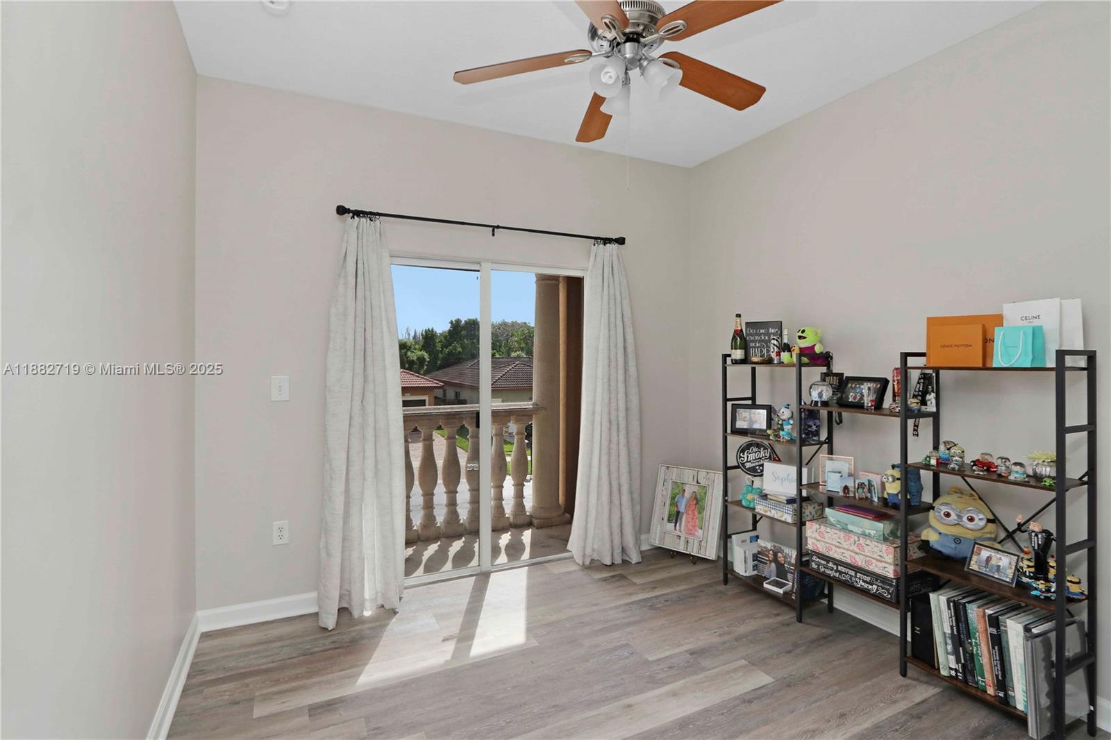 CRISTYS HOMES - Residential