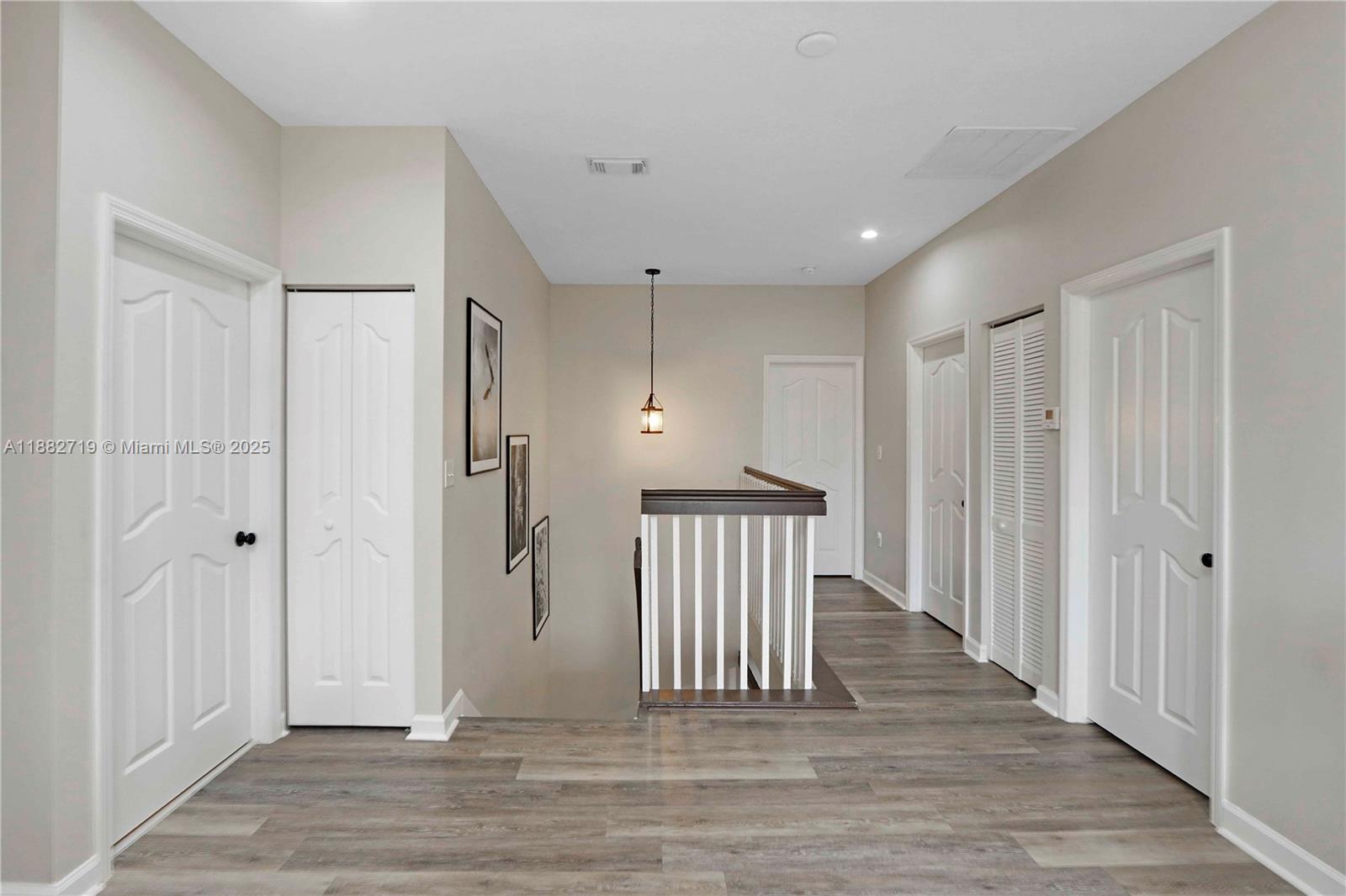 CRISTYS HOMES - Residential