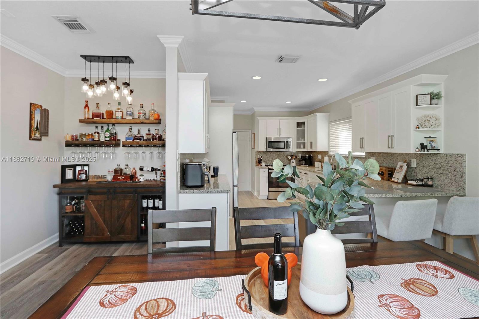 CRISTYS HOMES - Residential