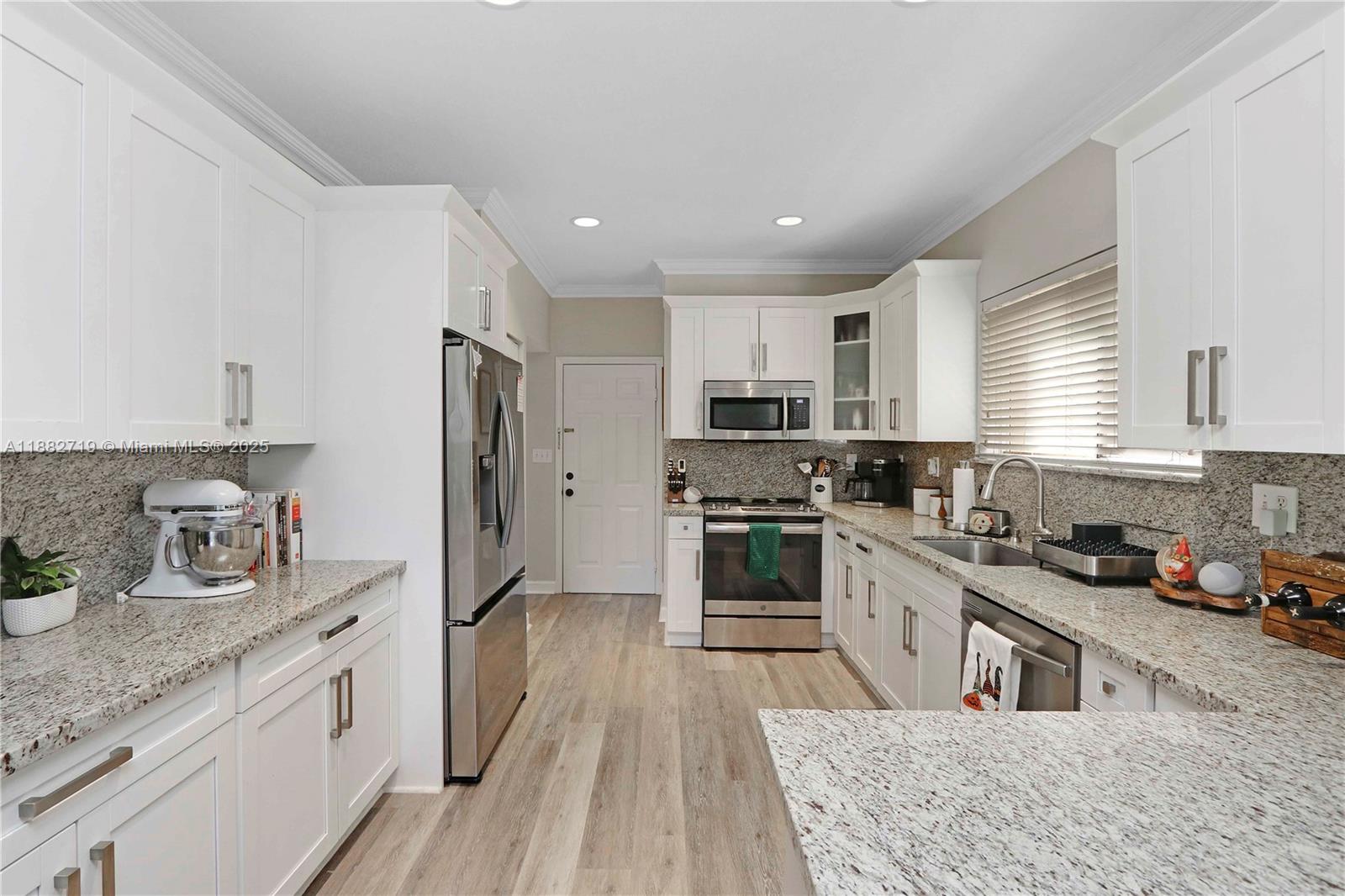 CRISTYS HOMES - Residential