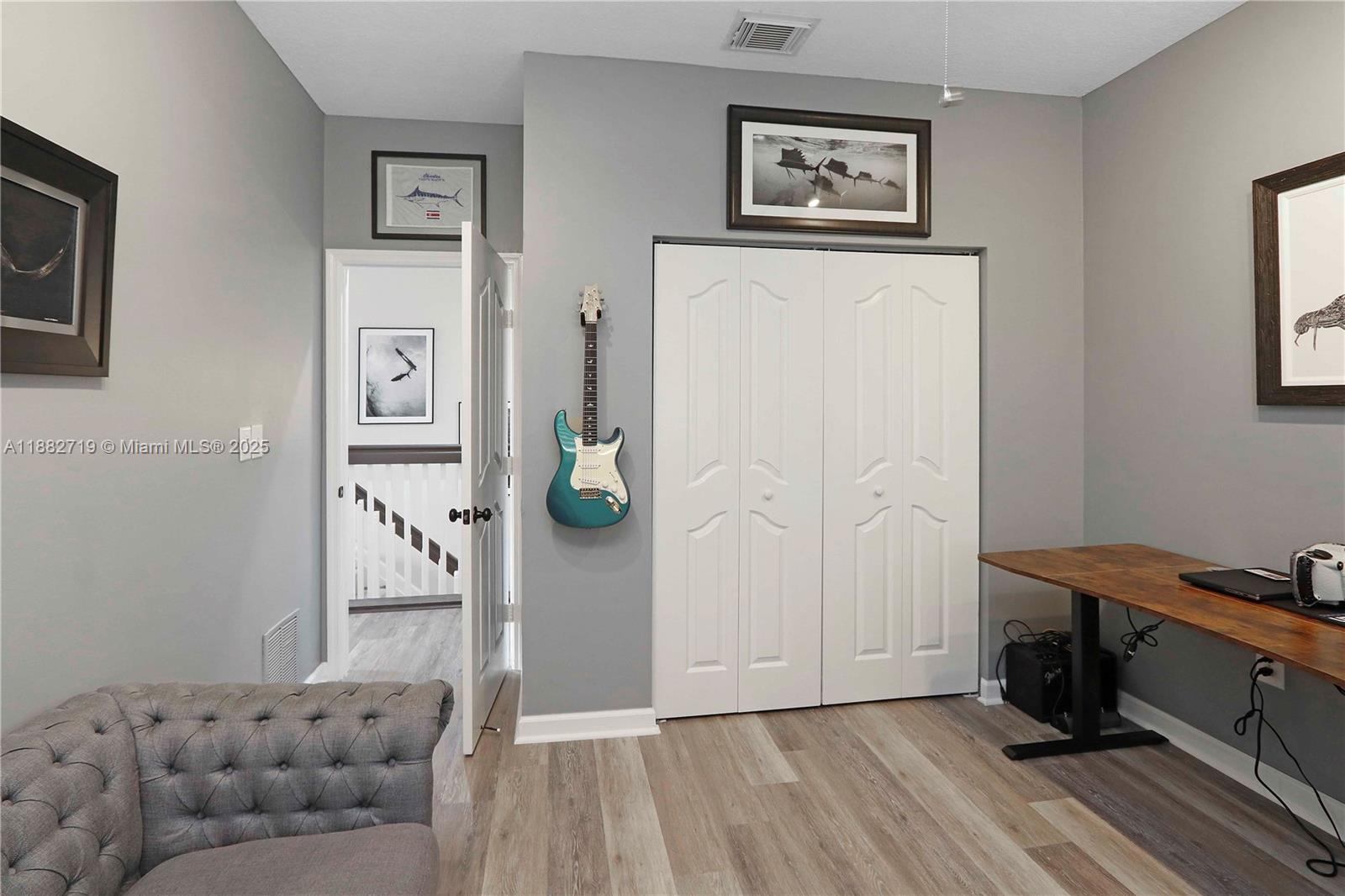 CRISTYS HOMES - Residential