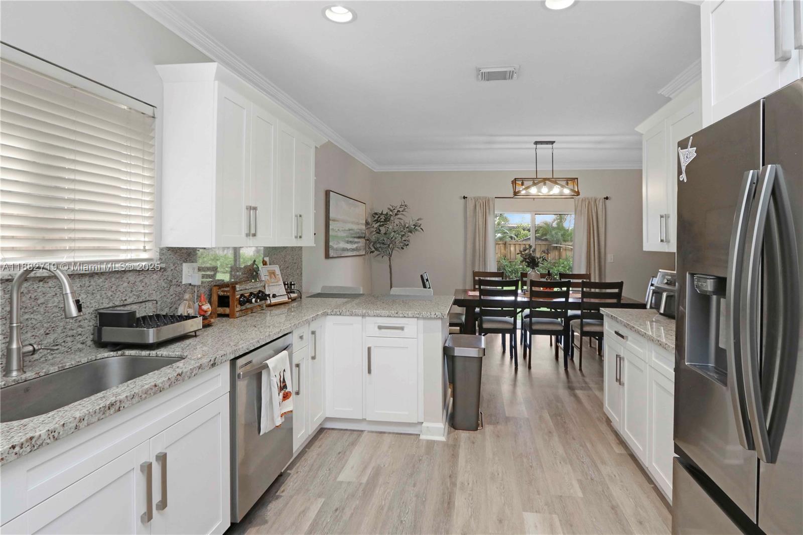 CRISTYS HOMES - Residential