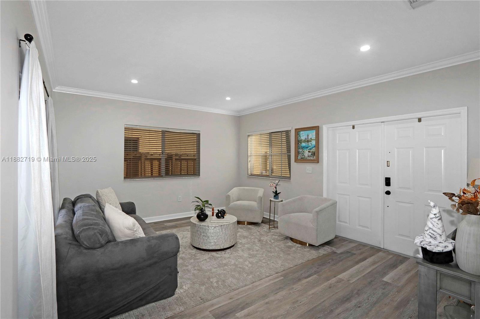 CRISTYS HOMES - Residential