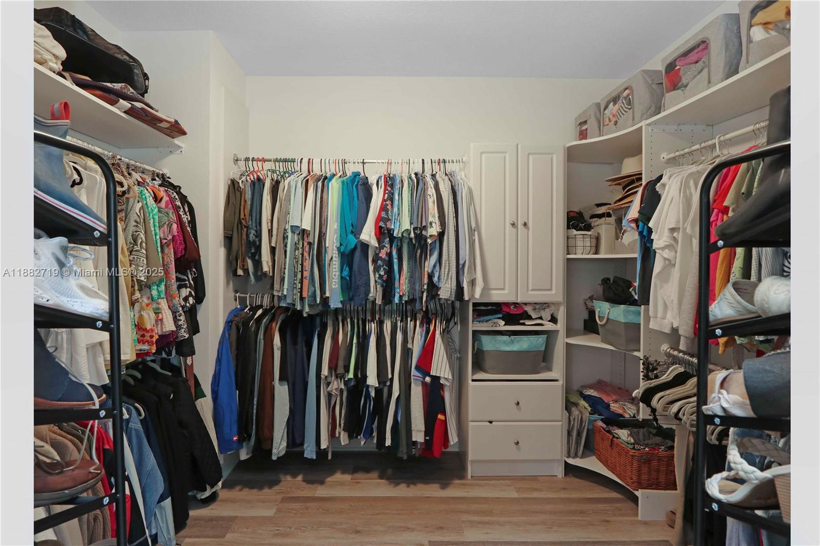 CRISTYS HOMES - Residential