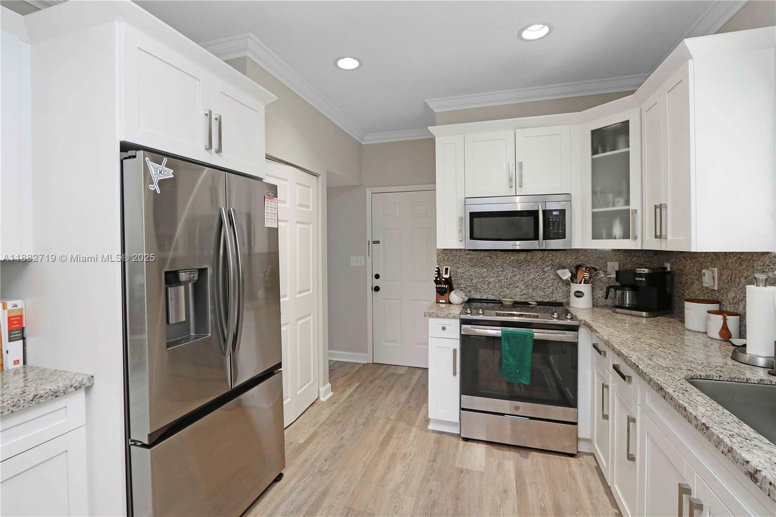 CRISTYS HOMES - Residential