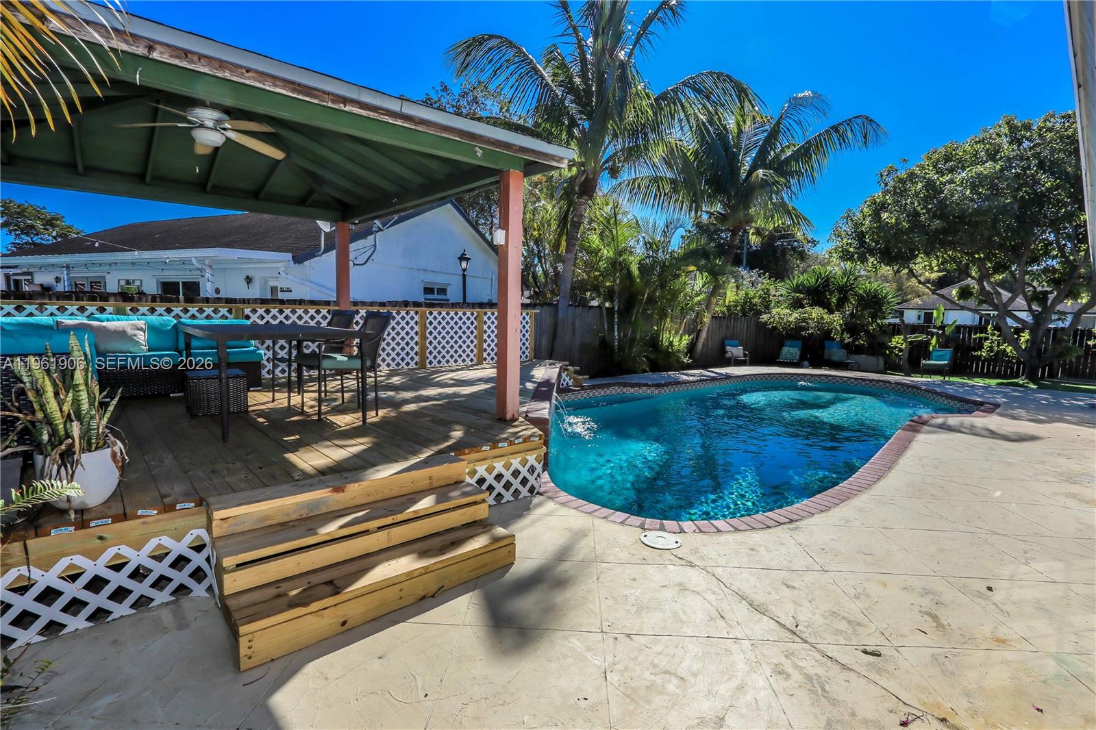 RAINBOW MIRAMAR - Residential