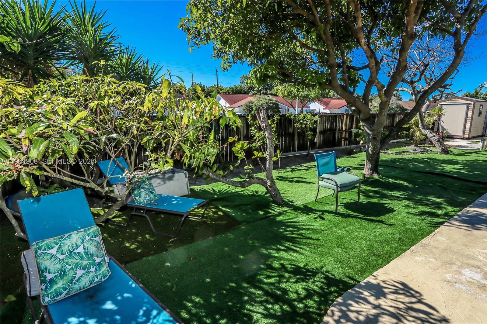 RAINBOW MIRAMAR - Residential