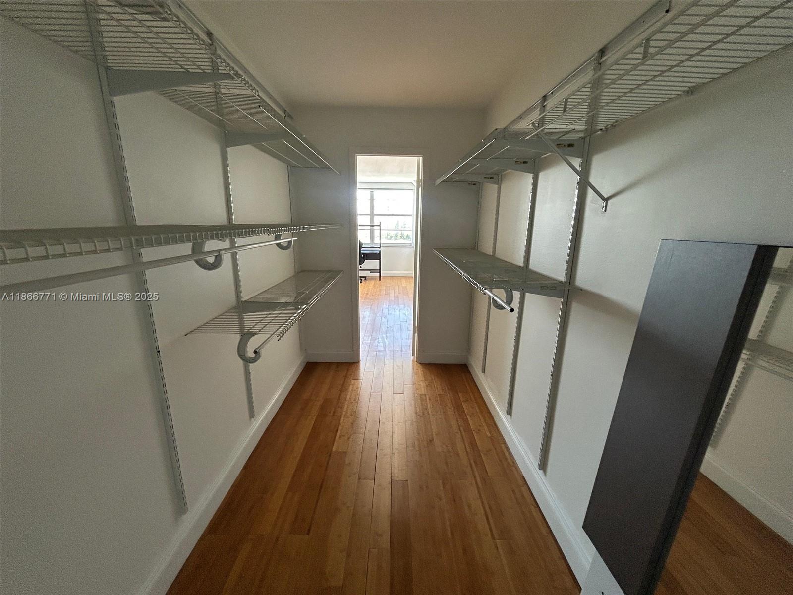 DEL PRADO MARINA - Residential