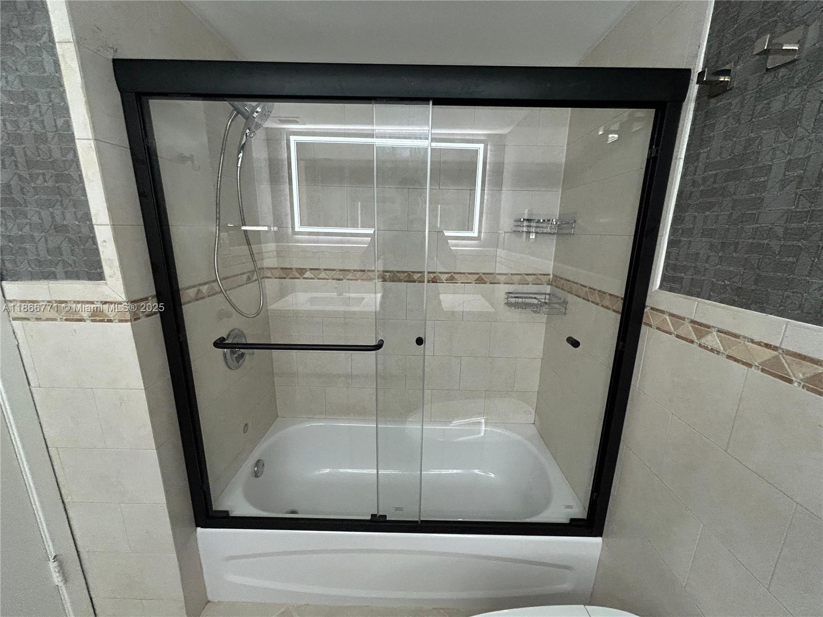 DEL PRADO MARINA - Residential