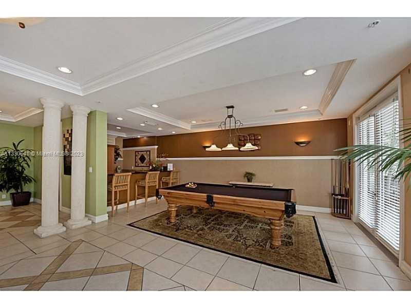 SOLE AT FORT LAUDERDALE C - Residential Lease